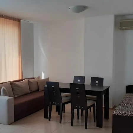 Lejlighedshotel Complex Oazis Ravda