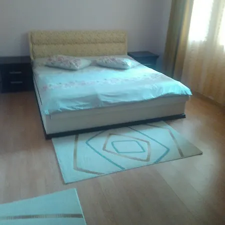 Aparthotel Complex Oazis 4*